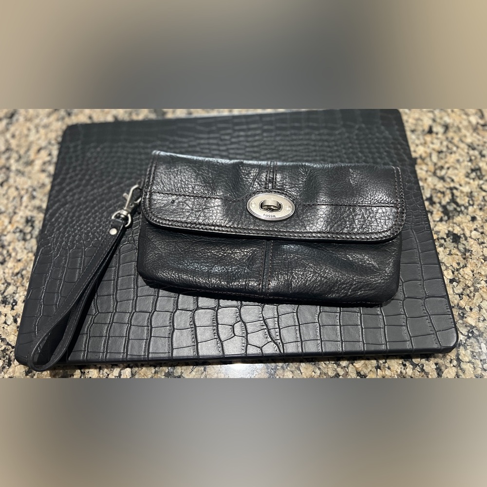 Fossil Black Leather Wristlet